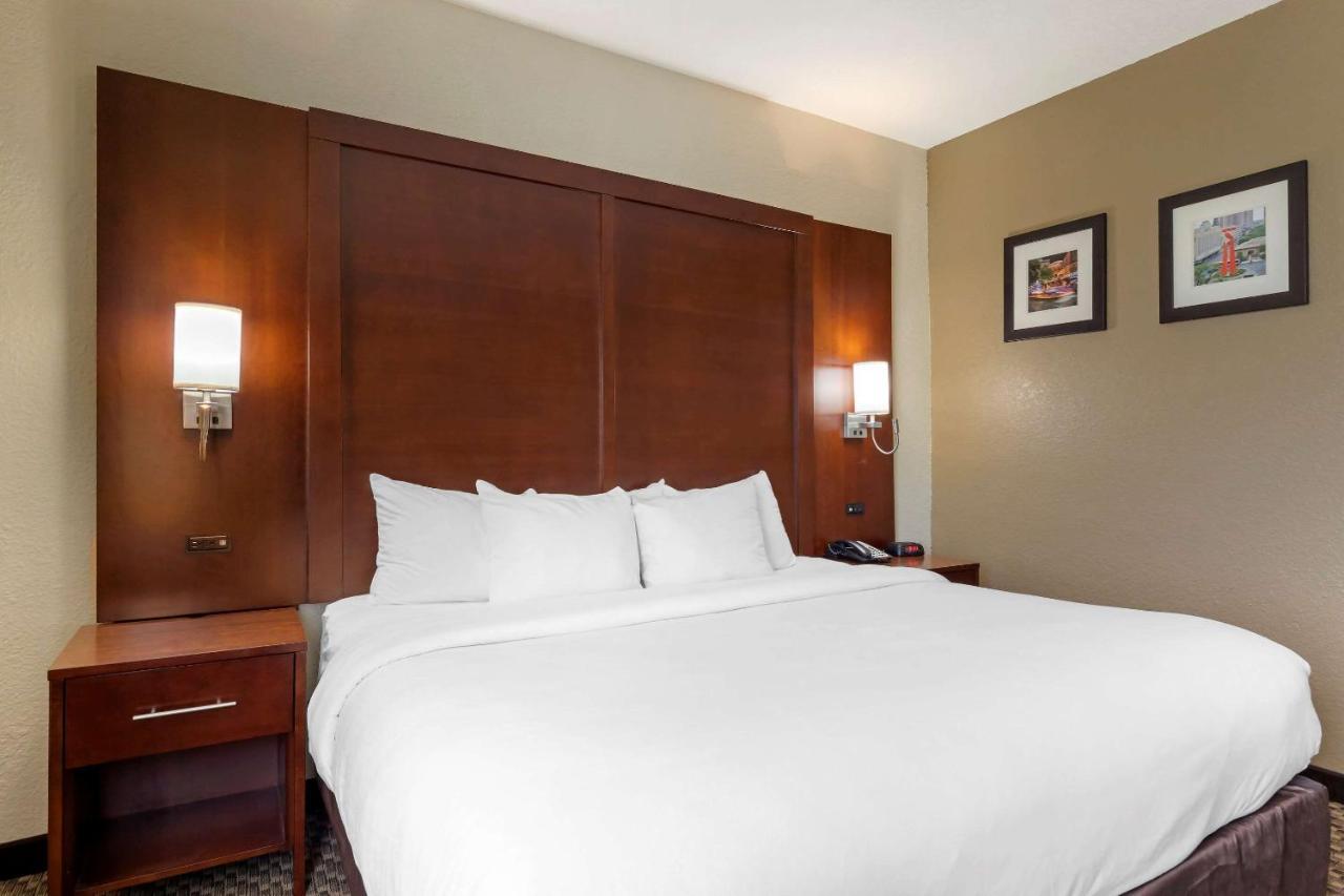 Comfort & Near Six Flags & Medical Center 3*